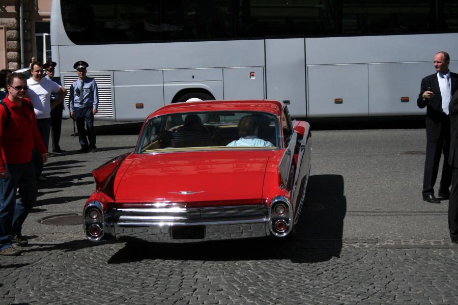  Cadillac DeVille 1960 года  (фото 7 из 15)